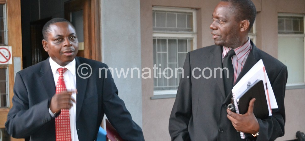 Lawyers Kaliwo (R) and Mphepo at Lilongwe court on Thursday 