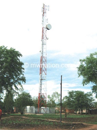 Government proposes companies erect transmitter towers together