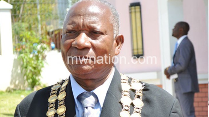 In contempt of court order: Chapondera