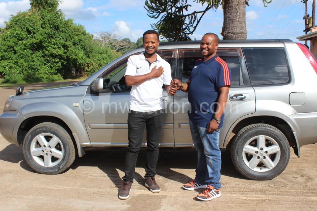Mtawali gets car (1)