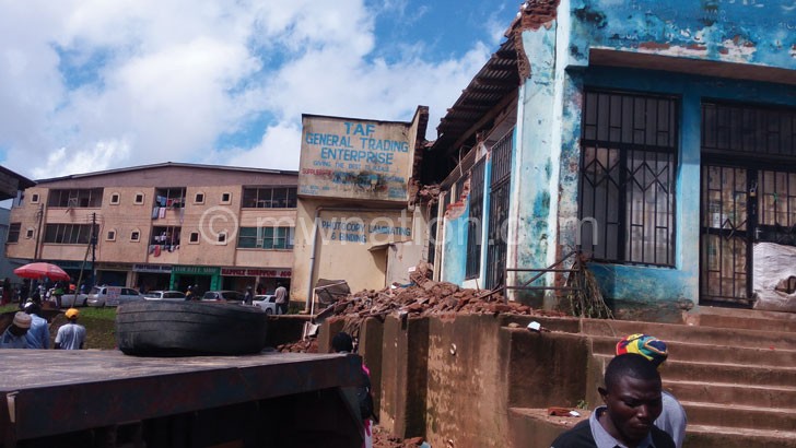 Part of the collapsed building in Mzuzu 