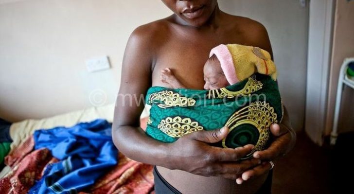 Ensuring the baby is kept warm: The Kangaroo mother care initiative