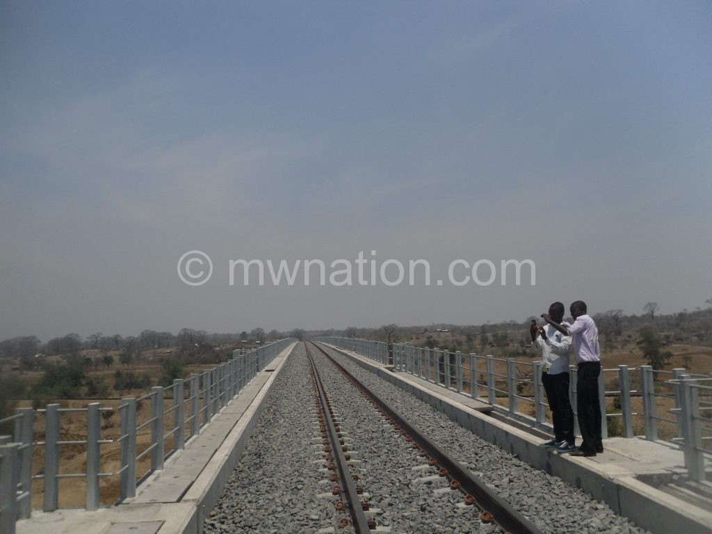 nkaya_rail-way