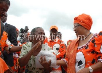 President Banda donating maize to needy Malawians