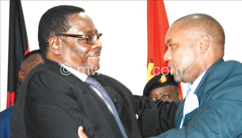 The winning team: Mutharika and Chilima congratulate each other after being sworn in as President 
and Vice-President respectively