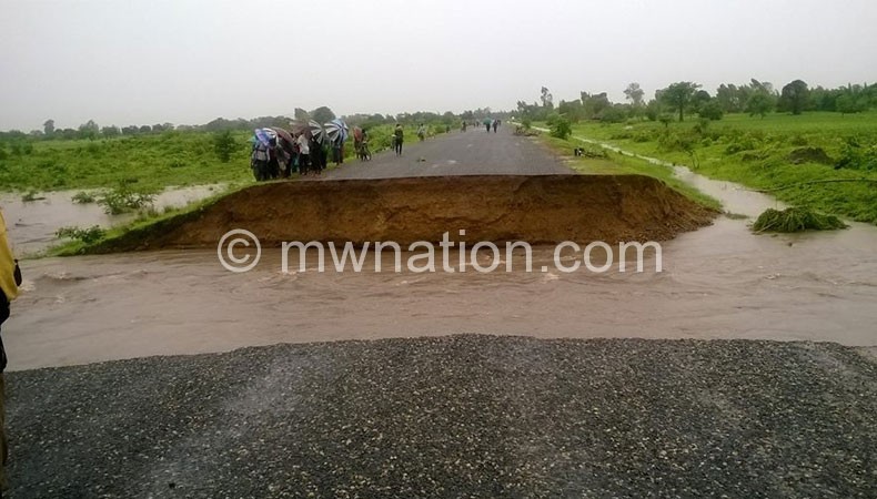 No through road: Part of the Zomba-Jali-Phalombe-Chitakale Road that has been rendered impassable