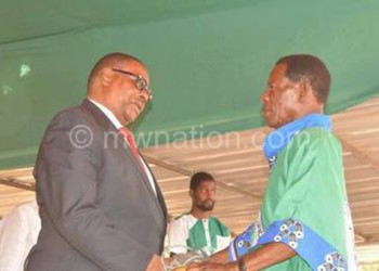 President Mutharika with Paramount Chief Lundu at the ceremony