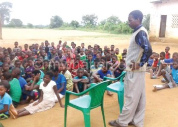 Kadzuwa with pupils at Mpamba Primary School