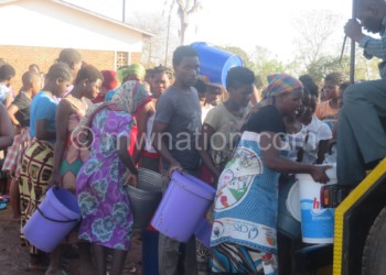 Residents have to scramble for water in Balaka