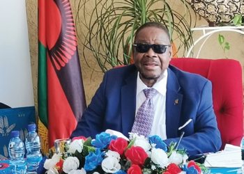 Failed to meet DPP lawmakers
yesterday: Mutharika