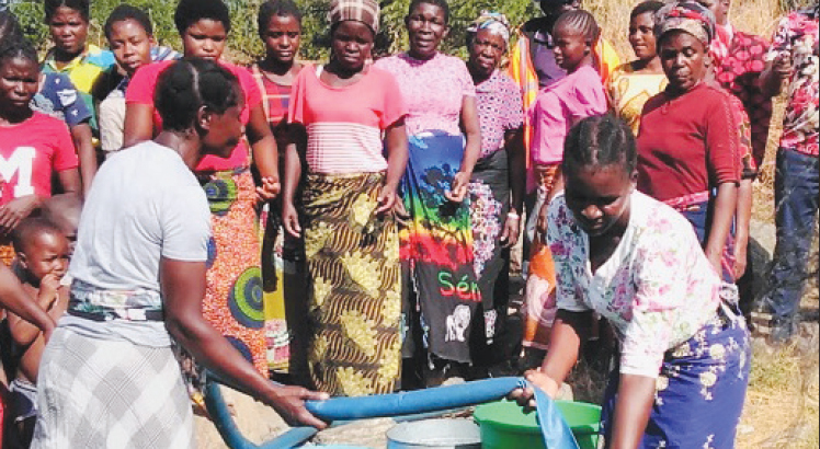 Likoma Council donates water pump to women