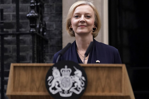 UK premier quits, opposition calls for general election